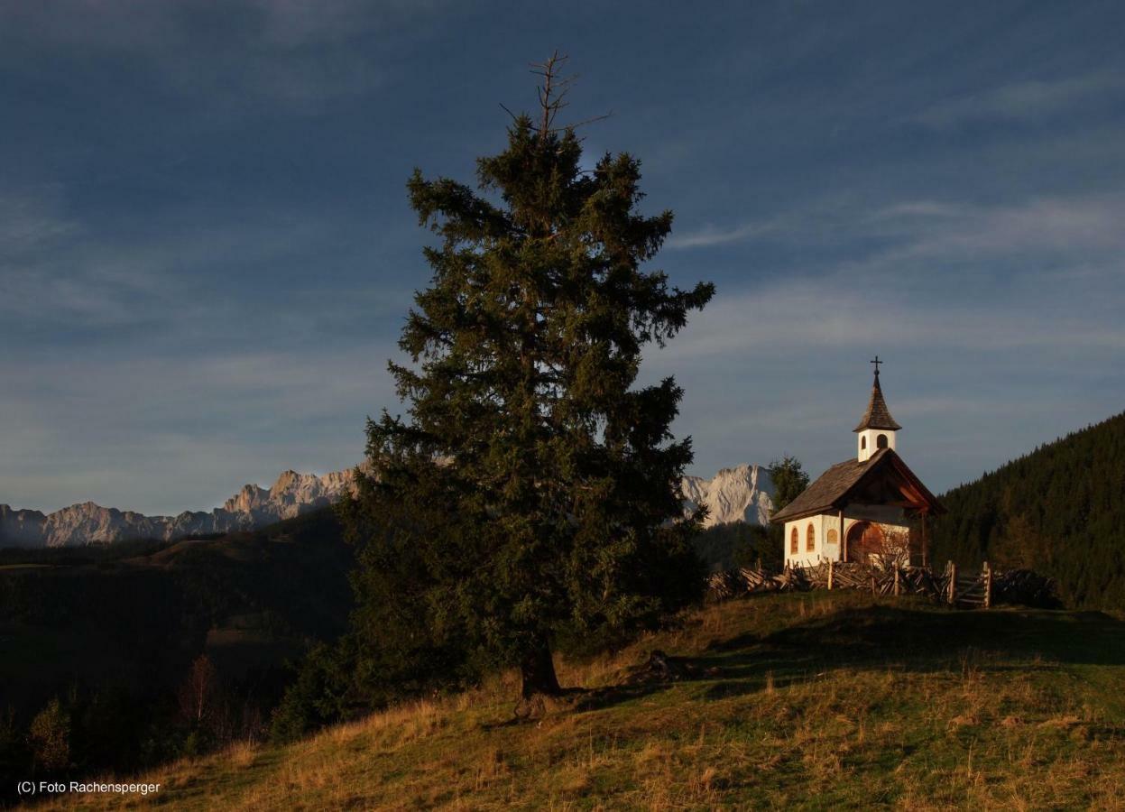 Chalet Im Dorf Гольдег Экстерьер фото